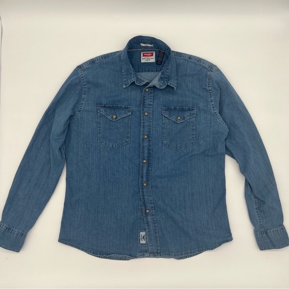 Wrangler Western Denim Snap Button Shirt – Medium Wash – Size Large - Picture 1 of 10